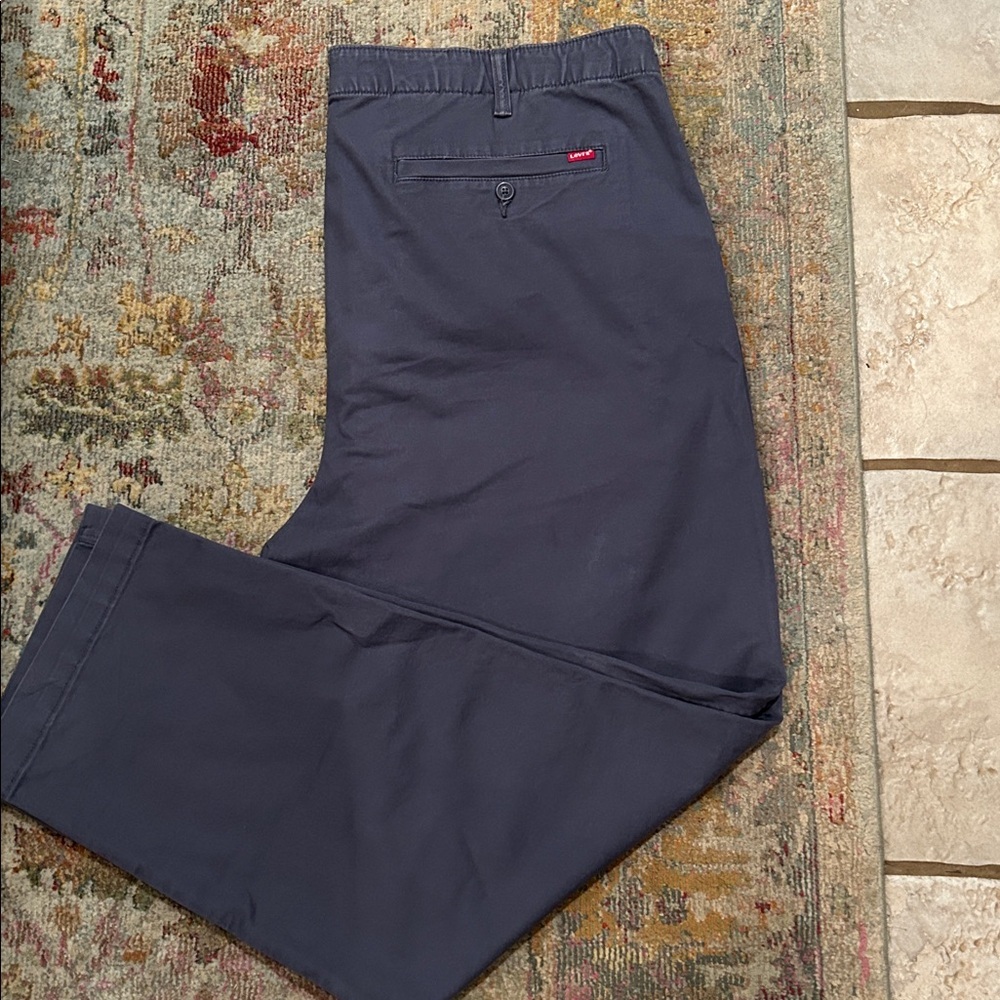 Levi's Navy Chino Pants Like New